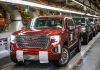 General Motors sales drop 1.5% on weakened fleet business General Motors saw a slight sales decline during the most recent quarter, even as retail and truck sales grew from last year.