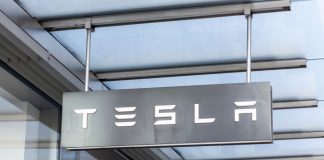 Tesla gets critical deal with China’s Baidu for FSD mapping data Chinese search engine Baidu and Tesla have reached a deal that will increase the odds of a FSD launch in China.