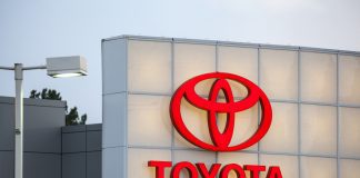 Toyota investing $1.4 billion to build 3 new electric SUVs Toyota is making additional investments into its Indiana factory as it looks to build three new electric SUVs in the U.S.