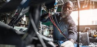 How dealers can maximize net profits amid inventory surpluses and declining sales Where inventory levels are up along with interest rates and expenses, while customer interest in vehicle purchases and net profits are down.