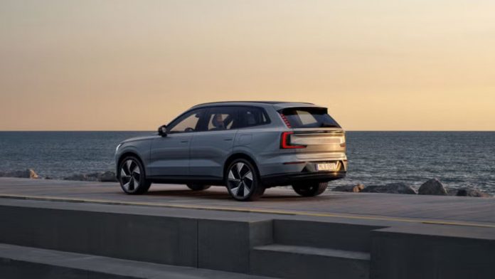 Volvo is positioning itself for a significant comeback in the U.S. electric vehicle (EV) market by launching two new electric SUVs