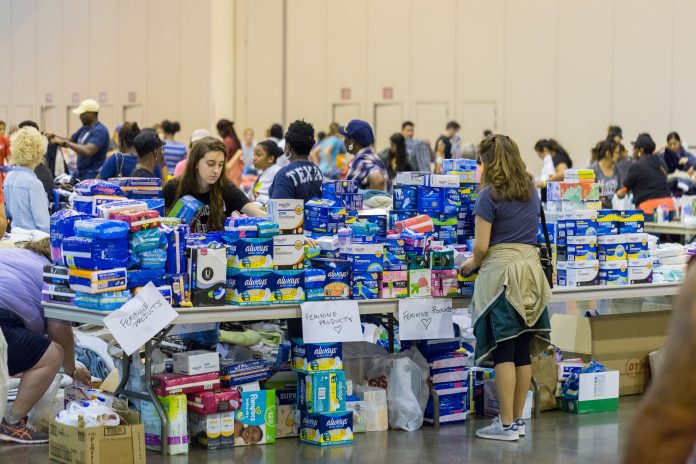 Jeep and USO join forces to assemble 10,000 holiday care packages for deployed troops