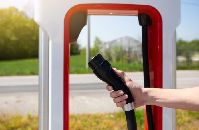 Ford has issued an urgent bulletin advising EV owners to immediately stop using Tesla Supercharger adapters provided by the company.