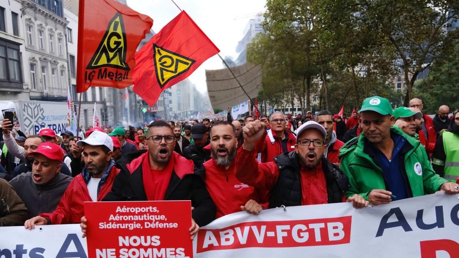 Germany Auto Strike VW workers stage strikes across Germany amid escalating labor dispute