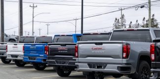 GM recalls over 132,000 trucks due to a tailgate malfunction GM has announced the recall of more than 132,000 trucks equipped with power-unlatching tailgates due to a potential safety hazard.