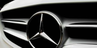 Mercedes-Benz selects China’s Hesai for lidar in global smart cars, bypassing U.S. suppliers amid trade tensions and cost concerns.