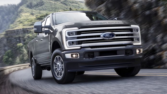 Ford debuts Platinum Plus program with concierge service, luxury perks, and premium maintenance for $100K+ Super Duty truck buyers.