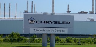 Stellantis paused Jeep Gladiator production amid parts shortages and tariff concerns Stellantis pauses Jeep Gladiator production in Toledo as sales slow, tariffs hit, and inventory levels prompt broader shutdowns.