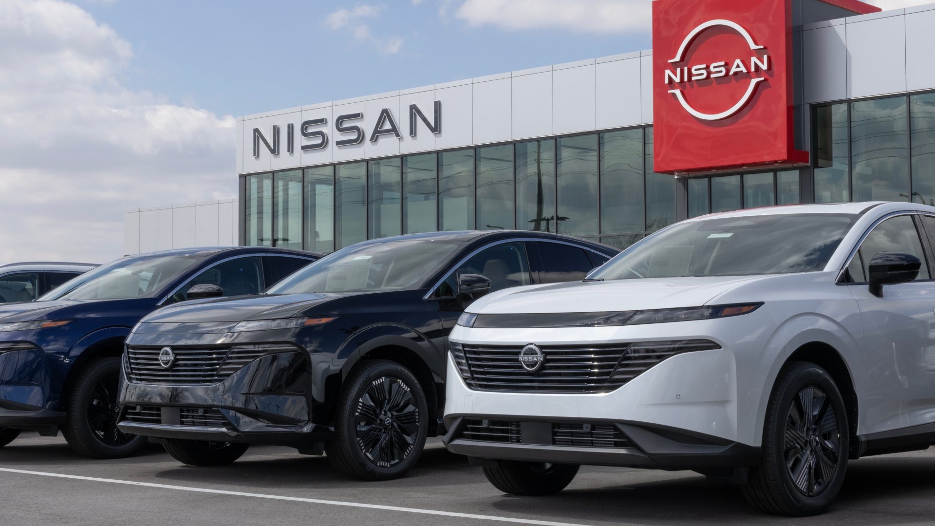 Nissan launches new compensation program to revive U.S. sales