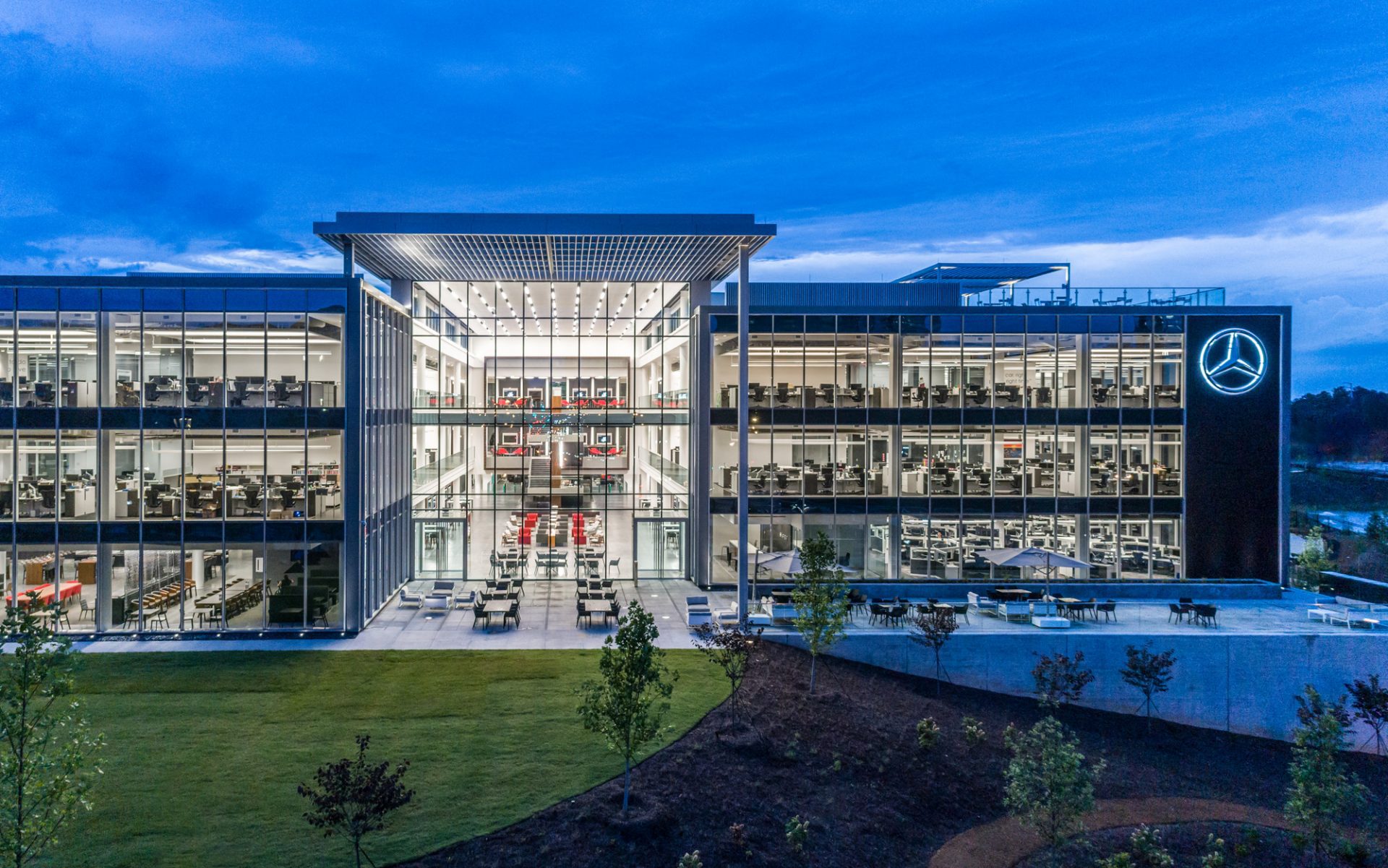 Mercedes-Benz relocates 500 jobs from across U.S. to Atlanta HQ