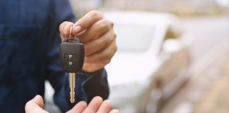 Captive lenders lose ground as banks and credit unions expand market share captive lenders