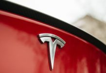 Tesla has launched lightly refreshed versions of its Model S/X, increasing prices by $5,000 across all trims.