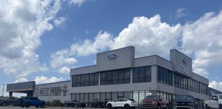 Pinnacle Mergers & Acquisitions facilitates sale of Max Ford of Harrisonville to Reed Auto Group Pinnacle Mergers & Acquisitions