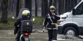 Ford, dealers mobilize $1.25M in flood relief for Central Texas In the aftermath of catastrophic flash flooding in Central Texas, Ford, its dealers, and nonprofit partners are delivering critical relief.