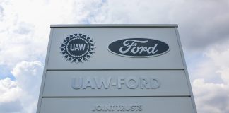 UAW claims victory in union vote at Ford JV plant Ford’s BlueOval SK battery plant workers in Kentucky vote to join the UAW, a key win as the auto industry shifts to electrification.