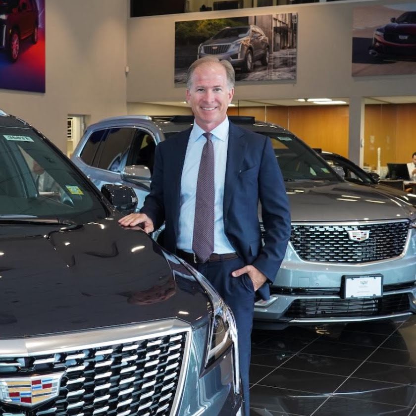 Jack Weidinger Donates $25K to Support Suffolk Automotive Program