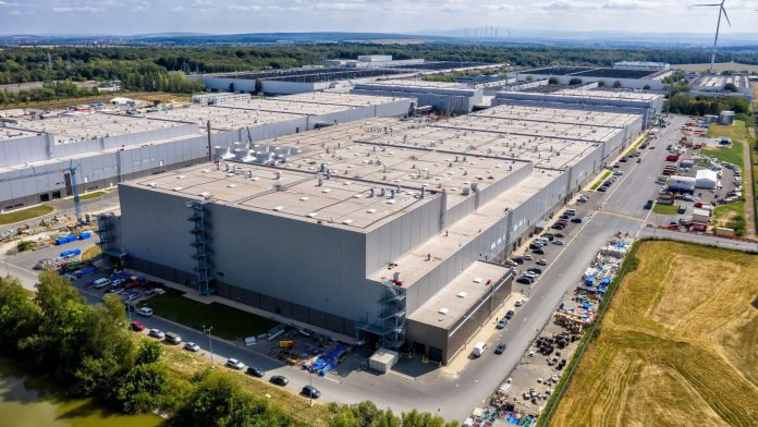 Volkswagen unveils unified EV battery cell, set to power 80% of its models by 2030 with production starting this year.