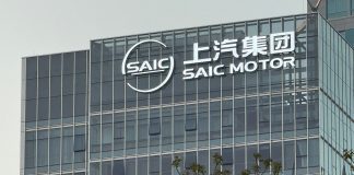 GM in talks to renew China venture as market shows signs of recovery GM is in talks to extend its China joint venture with SAIC as sales recover, though challenges and a price war remain.