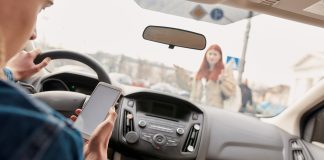 US roadway fatalities drop 8% in first half of 2025 U.S. roadway fatalities fell 8.2% in the first half of 2025, marking the largest mid-year drop since 2008 despite more driving.