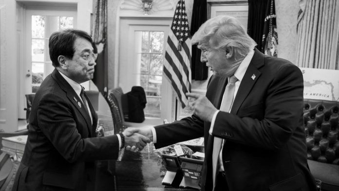 The United States will formally implement a lower 15% tariff on Japanese automobiles and auto parts effective today.