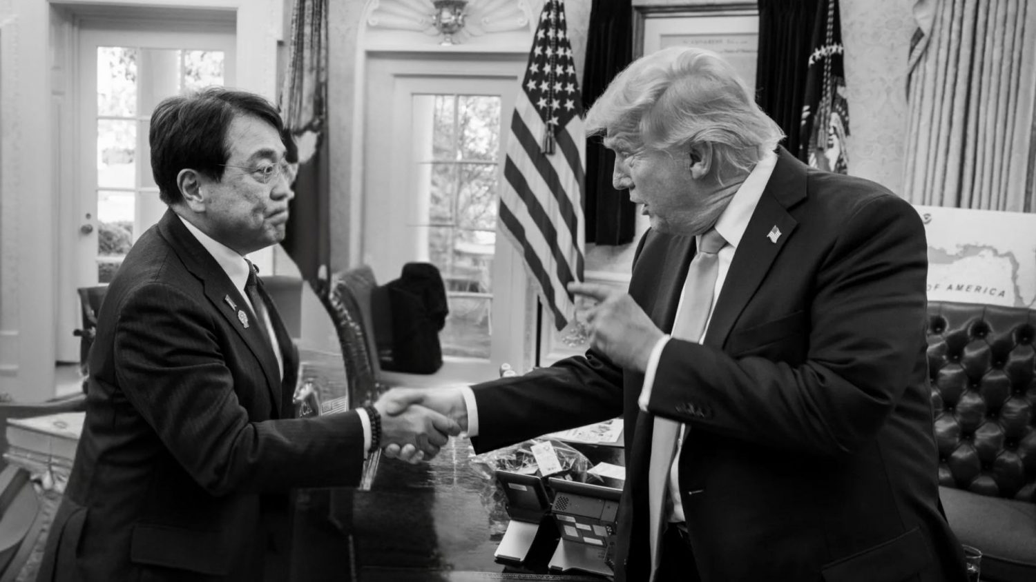 The United States will formally implement a lower 15% tariff on Japanese automobiles and auto parts effective today.