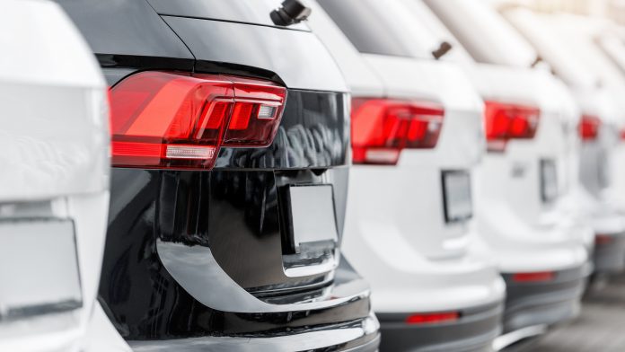 Wholesale used-vehicle prices dipped slightly in September 2025 as BEV demand kept overall market values elevated.