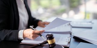 CARB sues major truck manufacturers for breaching Clean Truck Partnership CARB sues four major truck makers for allegedly violating California’s 2023 Clean Truck Partnership agreement.