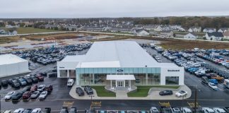 Ford rolls out new Signature 2.0 experience in US and Europe Ford launches new global retail experience combining digital and in-person options for a seamless customer journey.