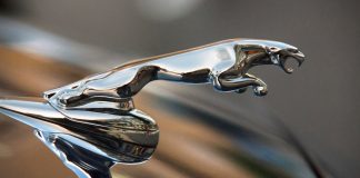 JLR cuts full-year outlook after posting $750M quarterly loss after cyberattack JLR posts $750M quarterly loss after cyberattack halts production, cutting full-year outlook and highlighting global supply and tariff pressures.