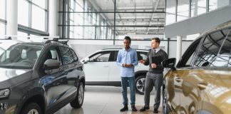 US dealer confidence drops amid economic uncertainty and slowing sales The Q4 Cox Automotive Dealer Sentiment Index (CADSI) shows dealers face lower traffic, weaker profits, tight inventory, and falling EV optimism.