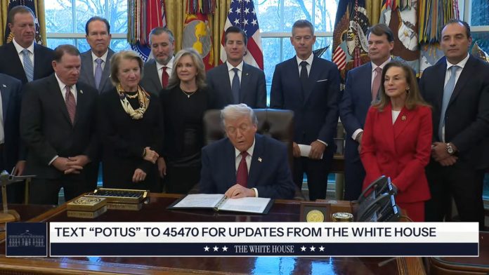 Trump administration proposes easing 2031 fuel economy rules, giving automakers flexibility while drawing criticism from environmental groups.