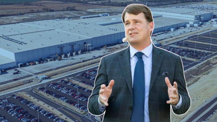 U.S. trims $9.6 billion loan as Ford, SK end EV battery partnership