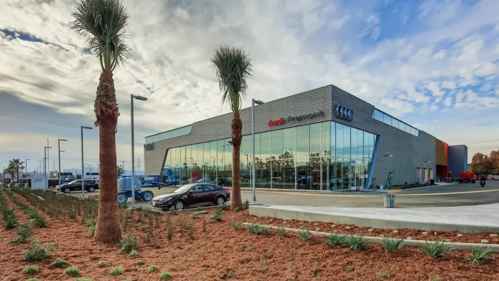 AutoNation adds Audi, Mercedes-Benz and Porsche Stores in California