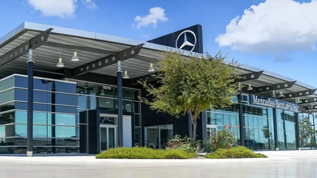 Sewell acquires Mercedes-Benz of Selma, expanding San Antonio presence
