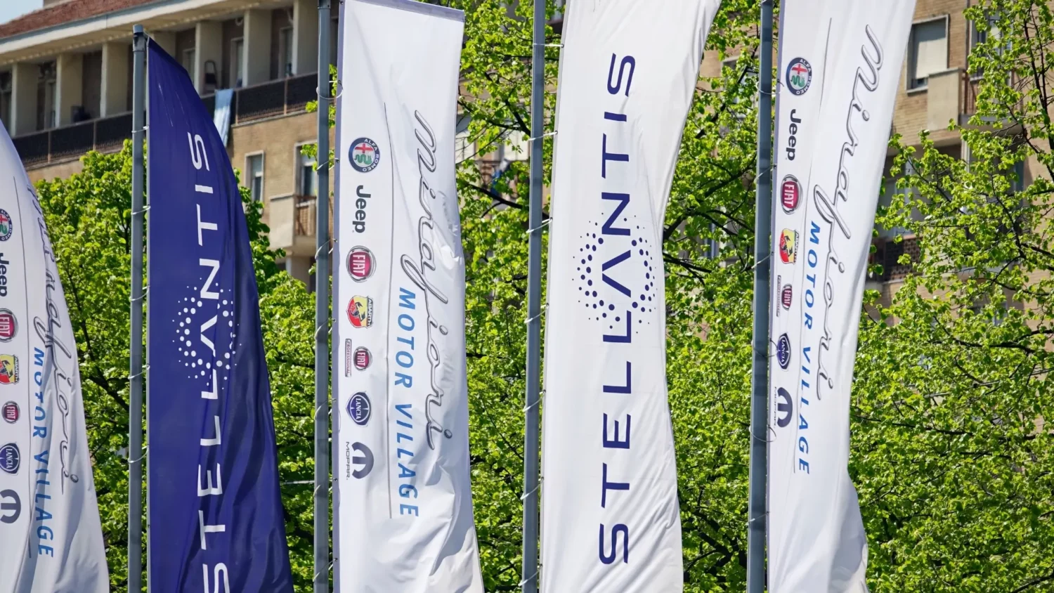 Stellantis moves to minimum advertised pricing policy starting Oct. 1